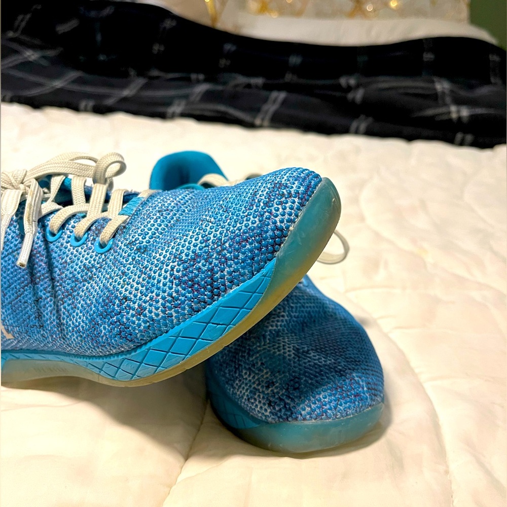No Bull Womens Trainer size 8